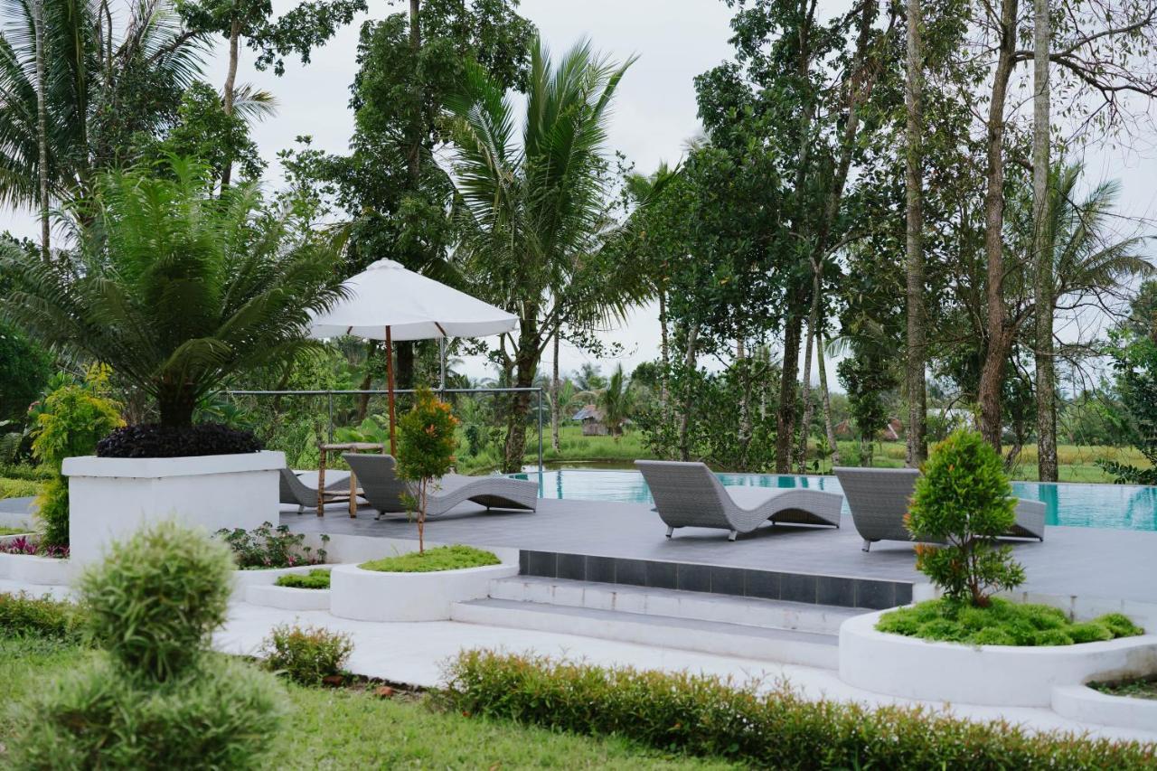 Nirvana Hotel Resort טטבאטו מראה חיצוני תמונה
