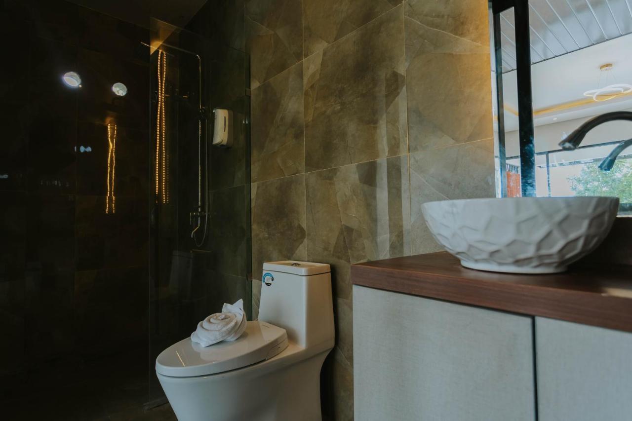 Nirvana Hotel Resort טטבאטו מראה חיצוני תמונה