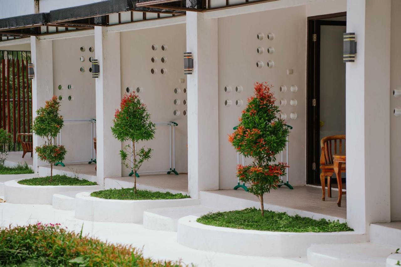 Nirvana Hotel Resort טטבאטו מראה חיצוני תמונה