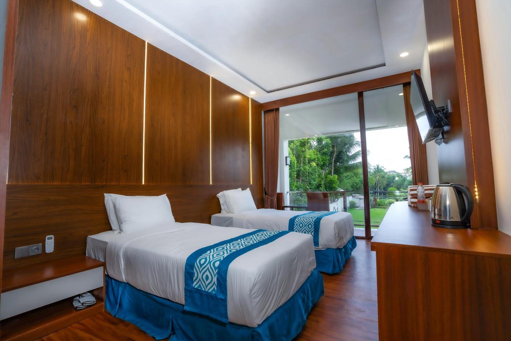 Nirvana Hotel Resort טטבאטו מראה חיצוני תמונה