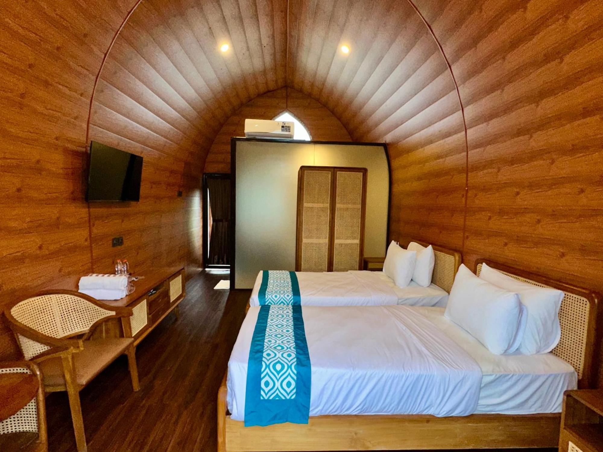 Nirvana Hotel Resort טטבאטו מראה חיצוני תמונה